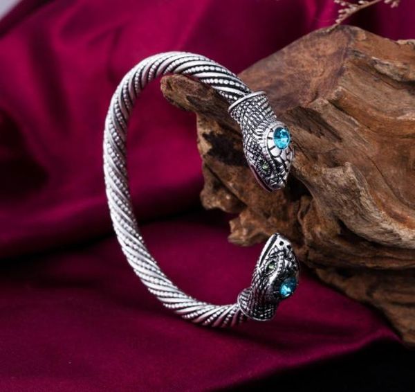 Teamer Bangle Blue Crystal Indian Vintage Braclet Bracelet Мужчины женщины гвоздь викинги браслеты панк -ювелирные изделия Лучший подарок амулет1242732