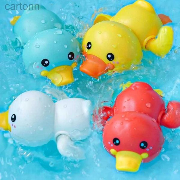 Bath Toys 1pc Bath Toys Baby Water Chain Clockwork Cartoon Animal Little Duck Duck Infantil Baleia Baleia Ferida Kids Beach Bath Bath Toy 240413