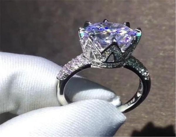 Queen Crown 4CT Labor Diamond Ring 925 Sterling Silber Engagement Ehering Bandringe für Frauen Braut Jubiläum Juwely4065588