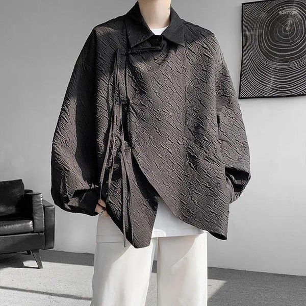 Camicie casual maschile cinesi classici a maniche lunghe uomini 2024 camicetta di lapel autunnale primaverile oversize asimmetrica top scuro unisex estetico
