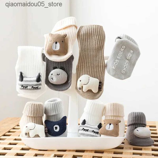 Kinder Socken süße Cartoon Tierbaby Socken für Jungen und Mädchen Winter und Frühling weicher Baumwollpanda Elefant Nicht -Slip -Einzel -Neugeborene und Kleinkindsocken Q240413 geeignet