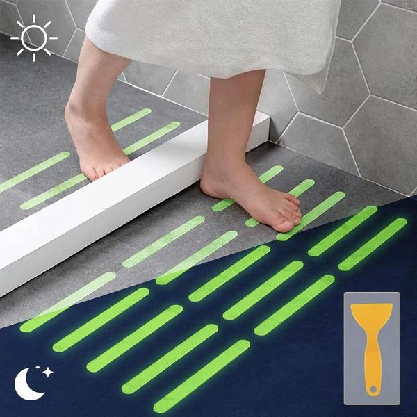 Tappetini da bagno 72pcs luminosa striscia antissca da bagno strisce di sicurezza impermeabile strisce scale nastro adesivo non slip per pavimento doccia