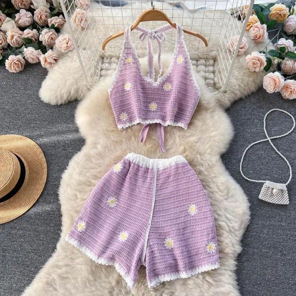 Moda de banho feminina Fashion Bordery Flower Hollow Suit de 2024 Summer Beach estilo biquíni Mulheres sexy shorts de cintura alta duas peças