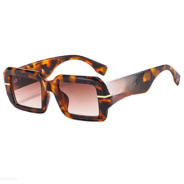 Fendisunglasses Modemarke Designer Sonnenbrille für Männer und Frauen Neue Modebox Internet Promi Sonnenbrille Brief Unisex mit Box Fendin Sonnenbrille 526