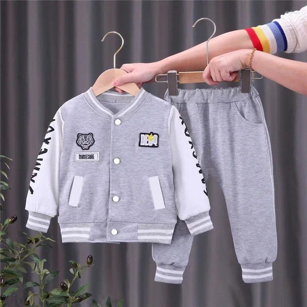 Kleidungssets 2024 Kinder Baseball Jungen Mädchen Casual Sports Anzug Mantel Hose 2pcs Frühling Herbst Dünne Baby Tracksuit Outfits 1-4y