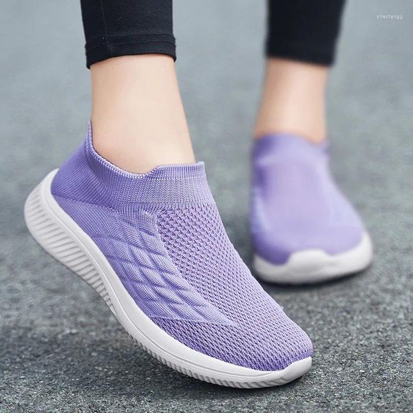 Sapatos casuais Mulheres meias de fundo macio e macio 2024 Autumn Ladies Slip-On Wedges Platform Fashion Fashion Outdoor Sport Running Sneakers