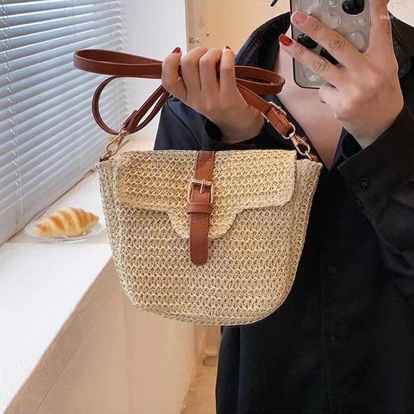 Bolsas de ombro femininas de moda de moda de batedeira pequenas bolsas de grife de lady wicker wicker woven crossbody bag de verão na praia de palha mensageiro bolsas