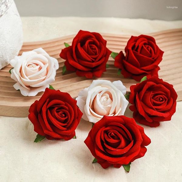 Dekorative Blumen 5pcs Wein rot Rose künstliche Seidenblumhöfe Home Hochzeit Weihnachtskranz Sammel Kuchen DIY Dekor falsche