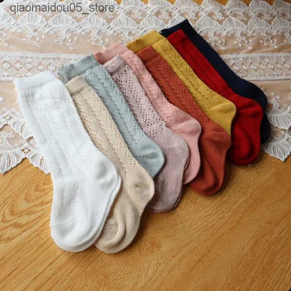 Meias para crianças Espanos de verão de verão Socha de algodão Knee High Boys and Girls Mesh Socks Soques de crianças respiráveis Longo Meias Hollow Soft Childrens Q240413