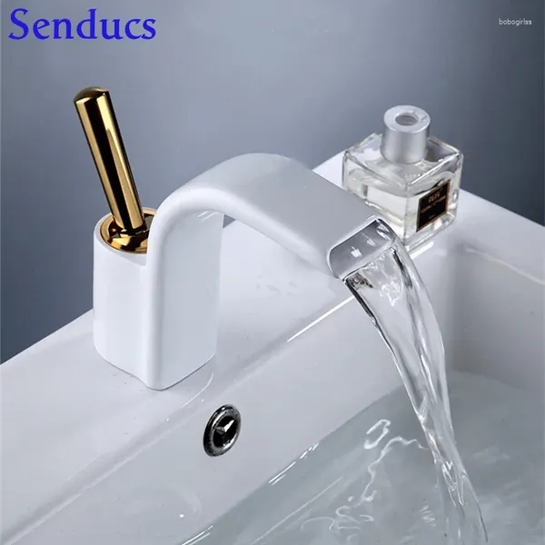 Rubinetti del lavandino rubinetto scandinavo in stile scandinavo vasca da bagno tap tap tap -bilanciere accessori adorabili