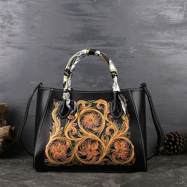 Bolsas noturnas 2024 bolsas de luxo de couro genuíno vintage feminino designer avançado bolsa esculpida no ombro floral