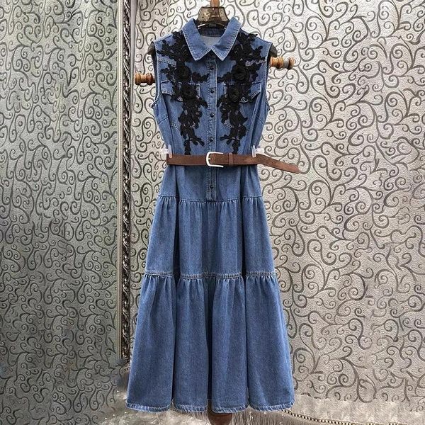 Vestidos casuais vestido de jeans de algodão 2024 estilo de primavera women gole de colarinho de gola torneada bordado floral jeans azul sem mangas com cinto