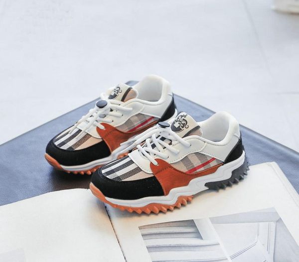 Spring Autumn Girls Kid Boys Soft Outdoor Sport Sneakers Casual Boy Scarpe per bambini Taglie 26-362685444