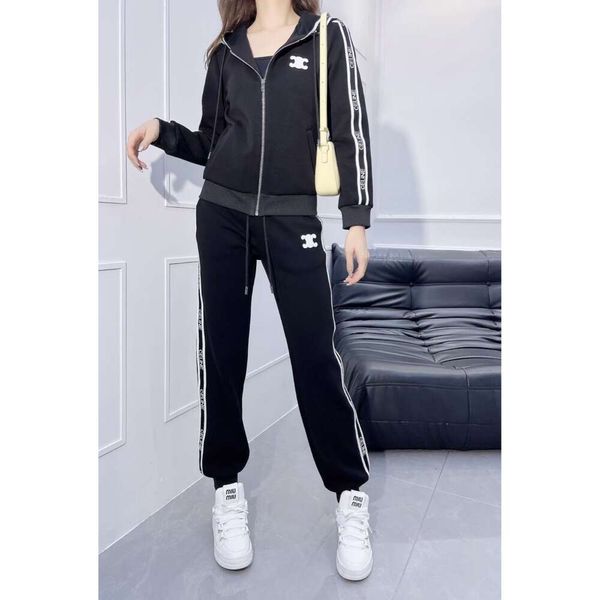 Blazer da donna Blazers CE2023 Autunno/inverno in filo invernale in cotone casual set Zipper Slimt Fit Coat Feet Pantaloni da jogging da jogging