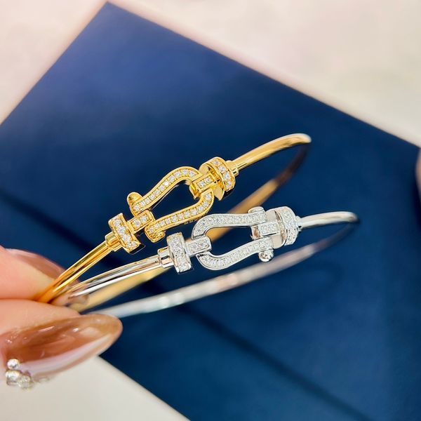 Bracciale di lusso di alta qualità S925 Sterling Silver Force Brand Designer Castino Round Locket Charm Cuff Braggle per Women Jewelry for Women Party Gift