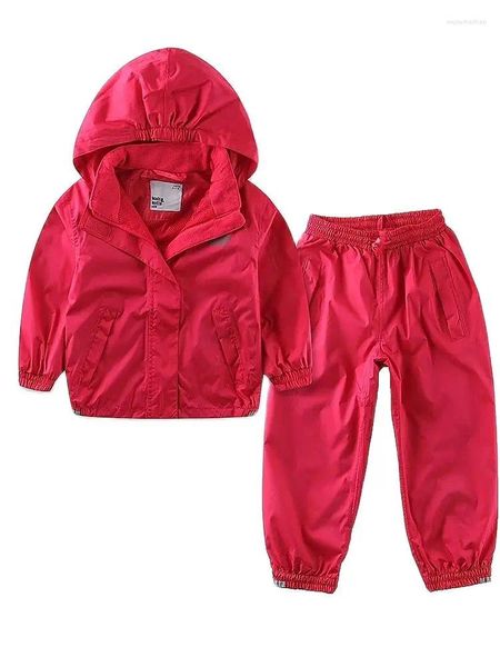 Kleidungssets Frühlingsankunft Girls Rain Playsuit Jacke und Hosen 2-5 Jahre alte wasserdichte Windschutz