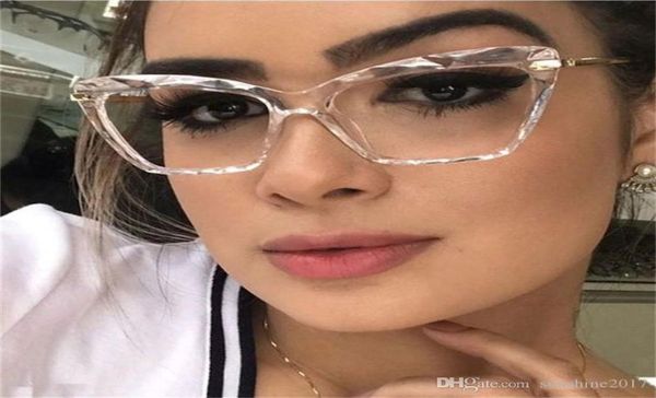 2021 Nuovo gatto Eye Transparent Women039s occhiali Spettacoli chiari con tela di occhiale femmina Myopia Nerd Glasshi Lens9768189