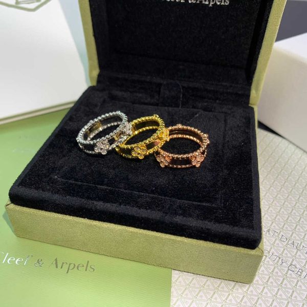 Marca de designer versão alta van van folhas de trevo caleidoscópio Ring estreito anel feminino ouro grossa peito 18k Moda de ouro rosa com logotipo