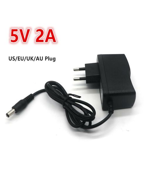 Adattatore di alimentazione di commutazione convertitore convertitore AC 100V240 V di alta qualità DC 5V 2A 2000Ma fornitura Usukeuau Plug6215808