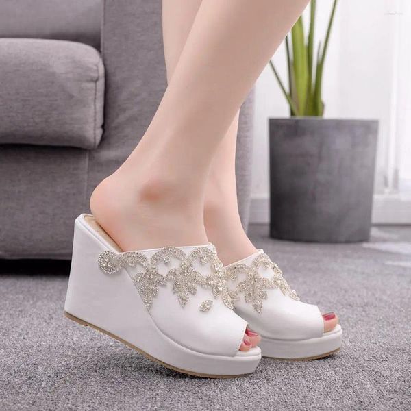 Slippers Summer Women Sandals Высокие каблуки толстая подошва свадебная обувь женская платформа белый клин