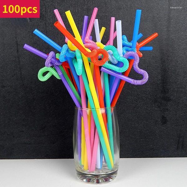 Coppe usa e getta colorano 100 pezzi di succo di paglia bevande di bevande in plastica per bere accessori per bar e feste.