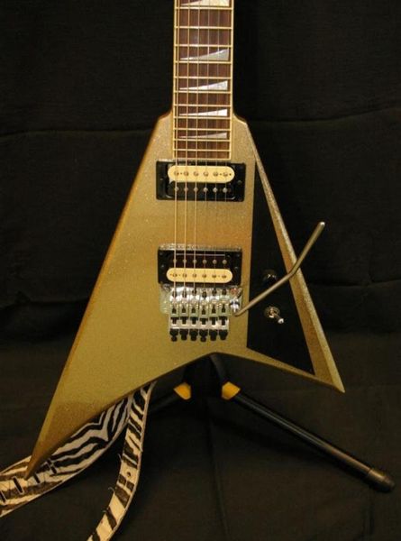 Jack First Five Five 30. Jubiläum Randy Rhoads Gold Metal Flake Sparkle Flying V E -Gitarre Reverse Fin Inlays Floyd Ro4224945