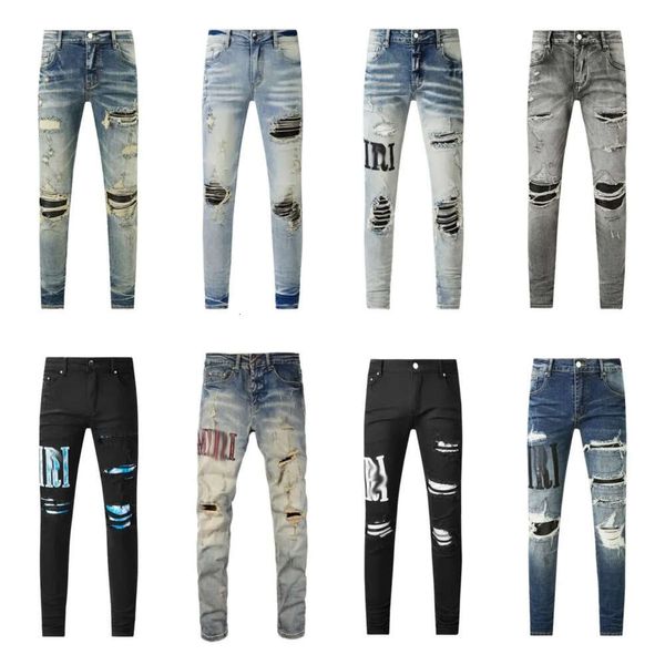 2024 AMIRI FASHIL AMIRIR per il designer di marchi da uomo Black Autocoltivazione strappata auto traspirabile Populari jeans impilati viola Pantaloni JG668