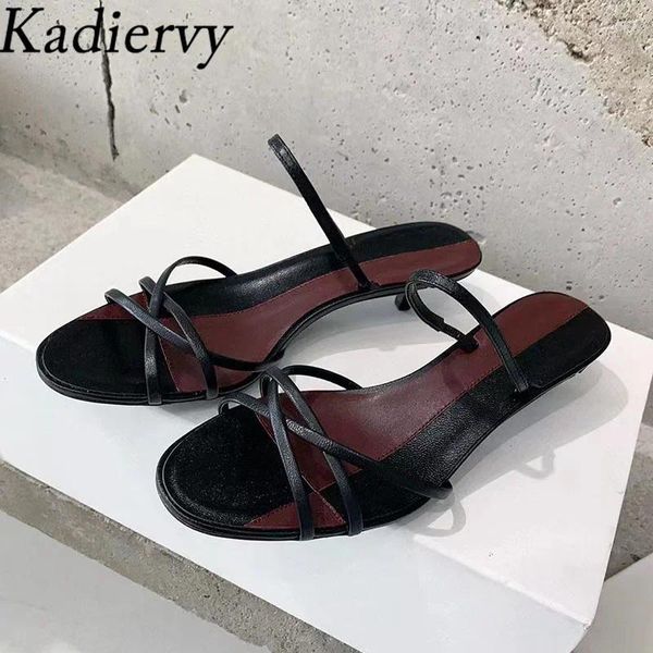 Slippers Sexy Kitten Heels Woman Woman Leather Cross Strap Shotos de verão Mulheres sandálias baixas para