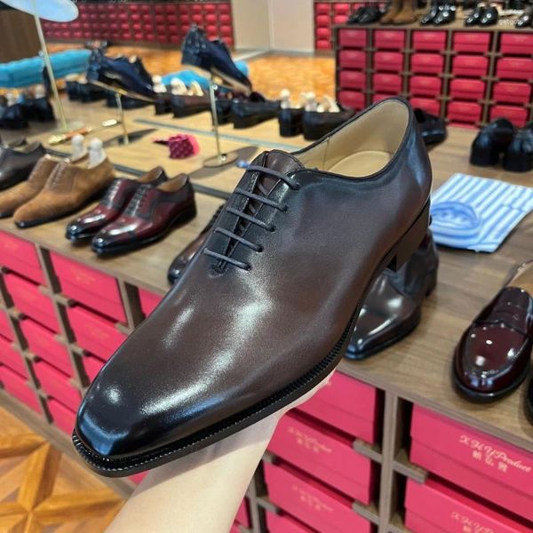 Scarpe eleganti in pelle vera in pelle fatti a mano Oxford con allacciamenti per l'abbigliamento quotidiano comodo traspirante