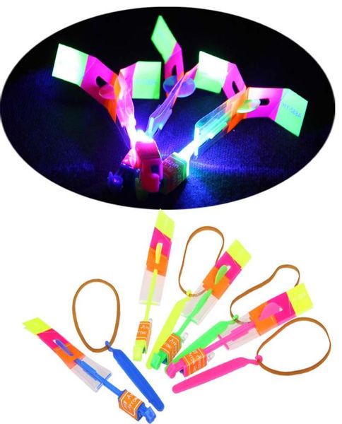 Flare Flyer LED Flying Toys LED Blitzspielzeug fliegender Pfeil Hubschrauber Led Light Slings Pfeil Hubschrauber Christmat Geschenk Toys2851358