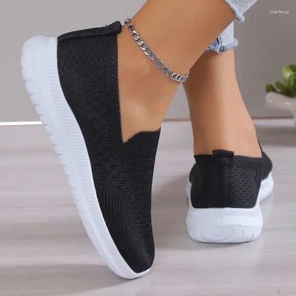 Scarpe casual maglie in tessuto in cotone sneaker per donne 2024 estate solide slip-on ladies poco profondi tacco basso vulcanizzato femminile