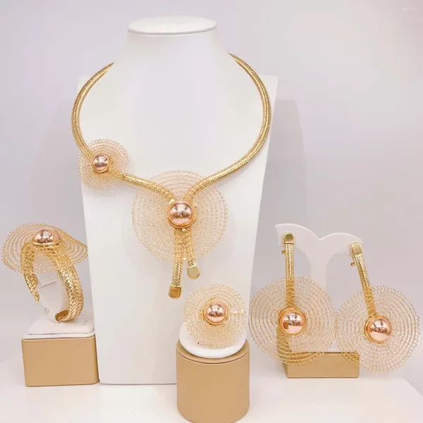 Orecchini di collana Set Arrivo Multi Color 18K Dubai Gold Giorle Orenatrice Ghiorbing Anello Canno di fabbrica Set di gioielli da 4pc