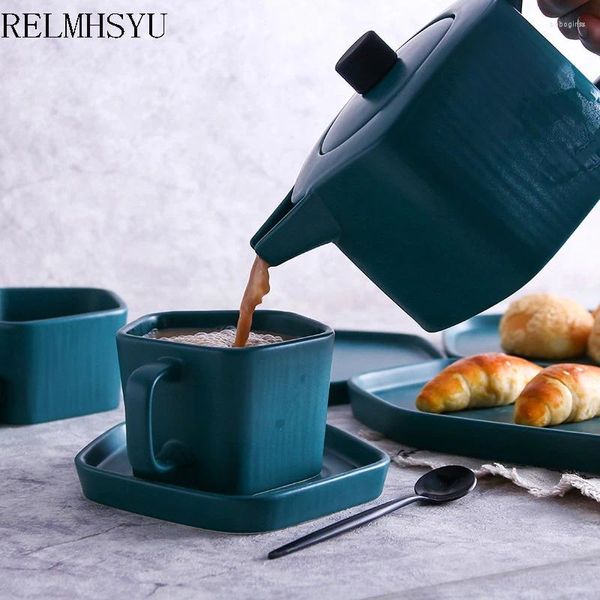 Tazze di piattini Relmhsyu Nordic Style Nordic Ceramic Solid Coffee Cups e Saucer Afternoon Tè Acqua Acqua fredda bevande bollitore freddo