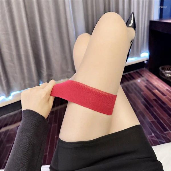 Donne calzini senza slip seta nera influencer online sexy calze ultra sottili calze al ginocchio rosso alto