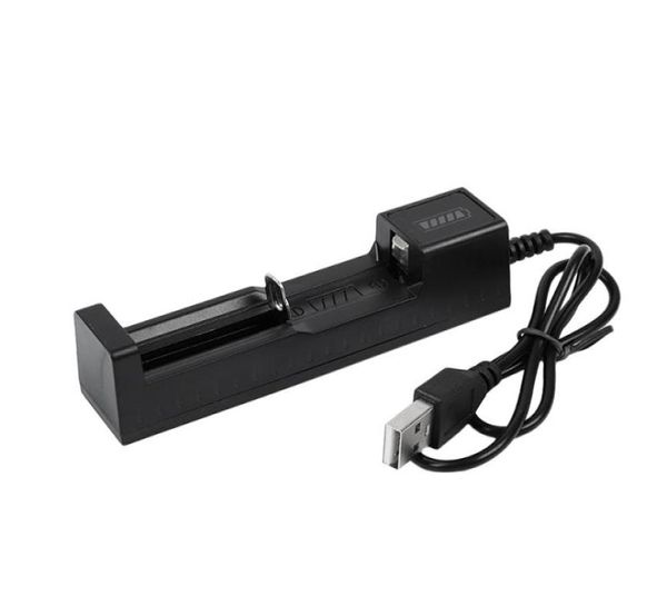 Одиночные зарядные устройства с одним слотом с USB -кабелем 20 LionSlot Litthium Batteries Smart 6 Защита с использованием для 18650 20700 266508331575