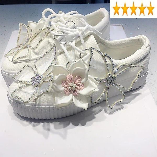 Sapatos casuais femininos de luxo Apliques Apliques Flower Diamonds Plataforma Amarre a moda Cosplay Lady Kawaii Lolita