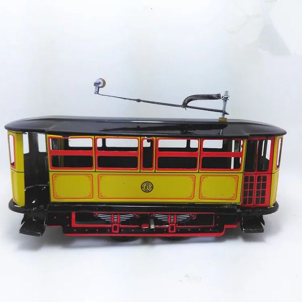 Забавная коллекция для взрослых Retro Up Toy Metal Tin The The Trolley Toy Mechanical Toy Clockwork Toy Figures Модельная детская подарок 240401