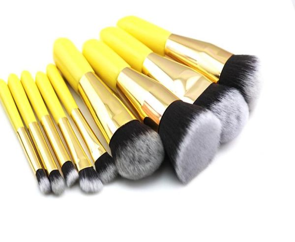 Odessy Pro 9 Stücke weiches synthetisches Haar Make -up Pinsel gelb Holz Griff voll eingestellter kosmetischer Make -up -Pinsel für Gesicht Eye Beauty6571729