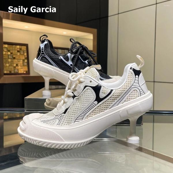 Scarpe vestiti a maglie aria rotonda Sorriso con la pizza da donna Pompe 2024 Piattaforma di moda Sneaker a medio tacchi da ginnastica Cantwalk Chatwalk Casual Heeled Slifor