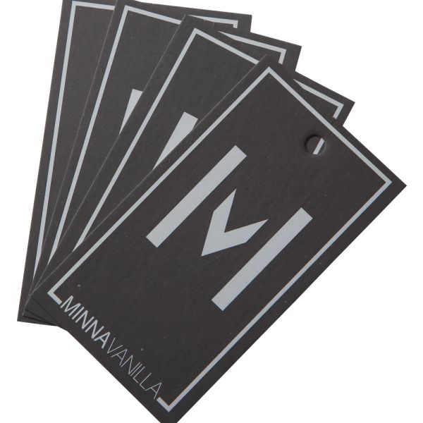 Accessori 200 pezzi/lotto tag di carta Kraft personalizzato per prezzi di vestiti tag di abbigliamento personalizzato stampati con etichette di carta logo OEM