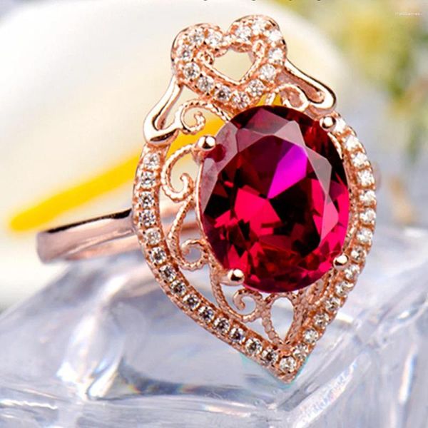 Clusterringe Vintage Carving Heart Rotkristall Rubin Gemstones Zirkon Diamanten für Frauen Roségold -Juwelier Bijoux Bague Party Geschenk