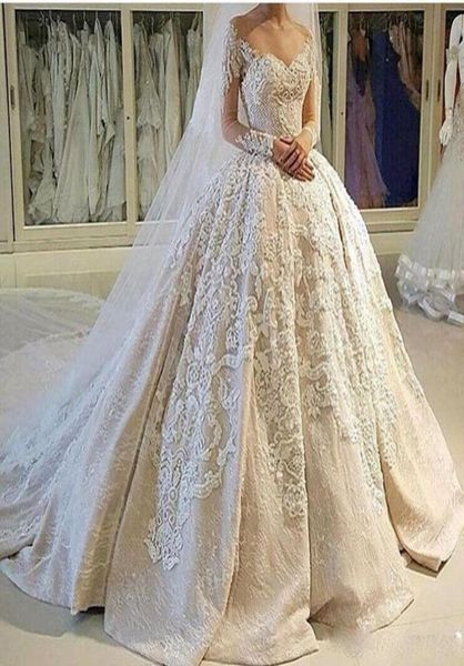 USA Canada Abiti da sposa in abito da ballo vintage 2k17 scollo illusione sheer appliques 3d abiti da sposa a maniche lunghe Brida9805726 personalizzato