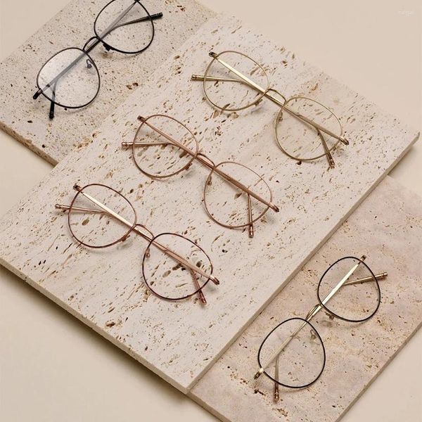Sonnenbrillen Frames reine Titan -Randbrillen verschreibungspflichtiger Männer Ovale Brille gefälschte koreanische weibliche optische Brille