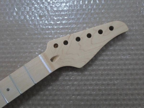 Gitarre neue Auflistung Maple Hals Maple Fingerboard für Suhr Style E -Gitarre