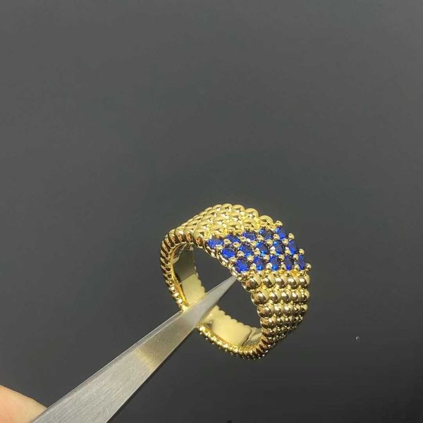 Marchio originale Van Diamond Blue Pearl V Gold Three Righe Ring in stile Womens Rose Nuovo versatile