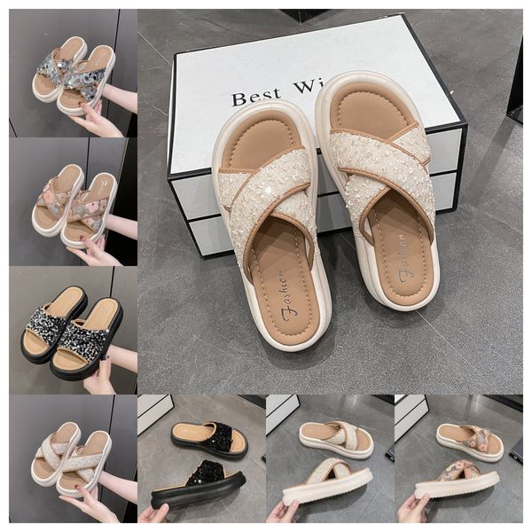 2024 Slifori a croce a traversa spessa in alto Slifori fresche Donne Bianco Bianco Squisito Patrino Sponge Suola Schede di Trendy Trendy Size35-41