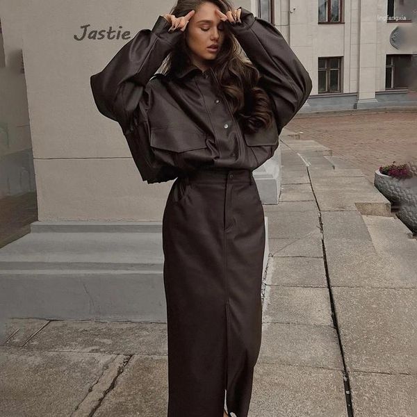 Arbeitskleider braune PU -Lederjacke hohe Taille geteilte lange Rocksets für Frauen Autumn Fashion Street Luxus zweiteiliger Set Casual Revers Mantel