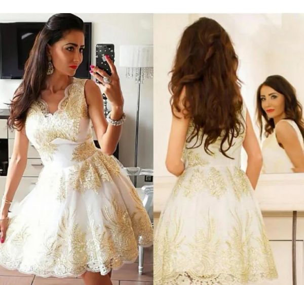 2024 Vestidos de baile curtos brancos Apliques de renda dourada Velinha Vacho de pescoço acima do joelho Tulle Tulle Made Festy vestidos de festas PLUS TAMANHOS