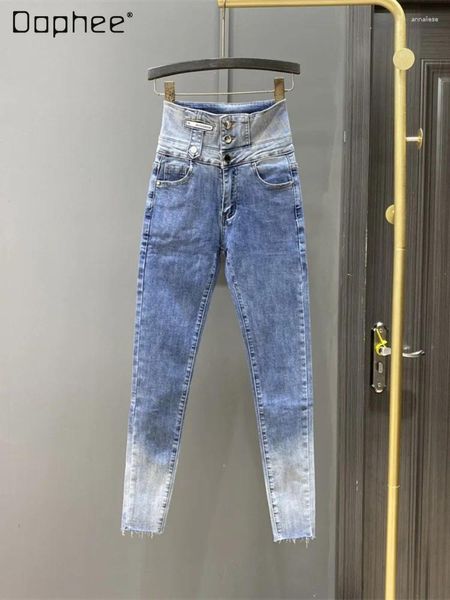 Jeans feminino gradiente de rua de rua mais esbelta cintura alta 2024 Mulheres da primavera elástica magra do quadril Raise calças de jeapis emagrecedor