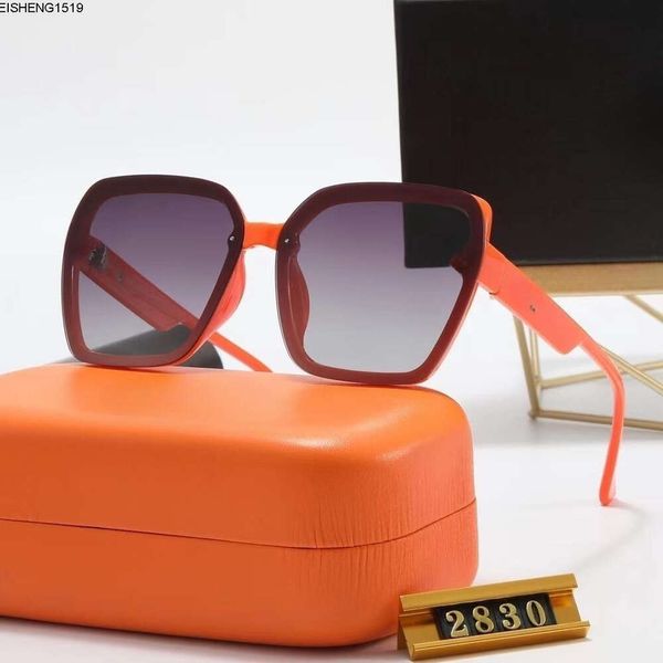 Design classico marchio rotondo occhiali da sole di donne occhiali in metallo occhio oro in metallo uomo specchio occhiali da sole lente vetro xx